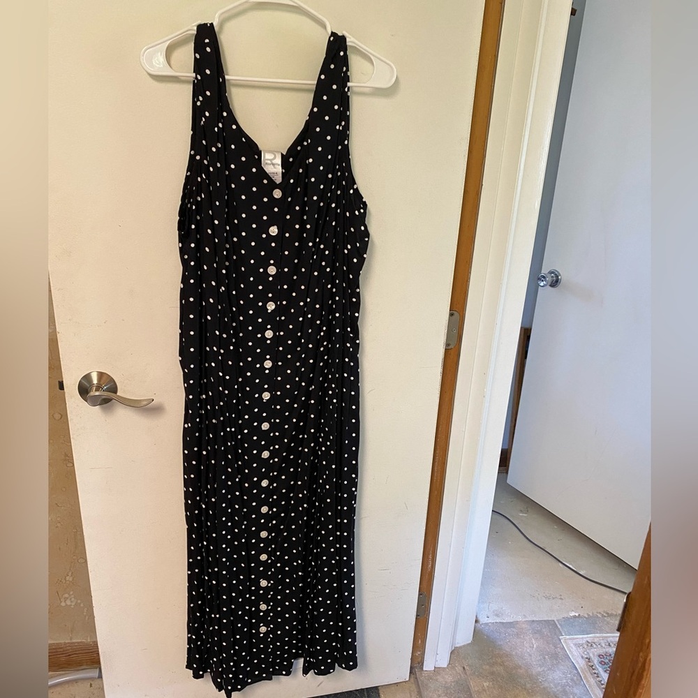 Summery sleeveless dress for evenings out